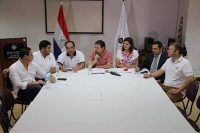 Anuncian sanciones desde multa hasta 5 años de cárcel para quienes incumplen limpieza de baldíos y lugares criaderos de mosquitos