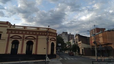 Ambiente caluroso y chaparrones para este viernes