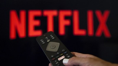 Así puedes pedirle a Netflix que sume una película o serie que no está en el portal