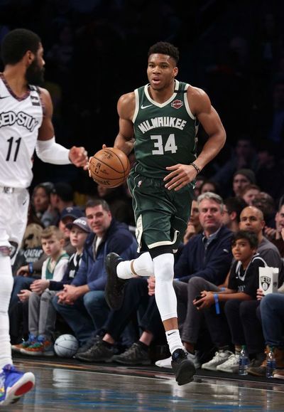 Los Bucks se afianzan