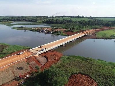 Abdo estará en el Este para inaugurar puente que une Minga Guazú con Hernandarias