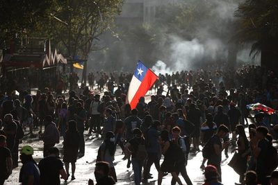 Tensión social en Chile y México frenan crecimiento económico de América Latina