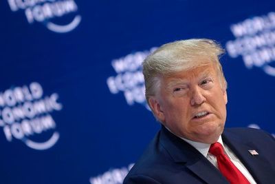 El juicio político a Trump comienza bajo el férreo control de sus aliados
