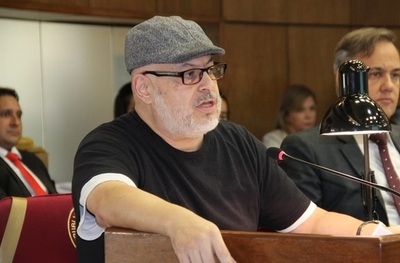 Payo Cubas: "Son unos cobardes, están inmersos en un sistema que los ha esclavizado"