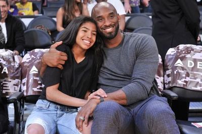 Kobe Bryant y su hija fallecen en accidente de helicóptero