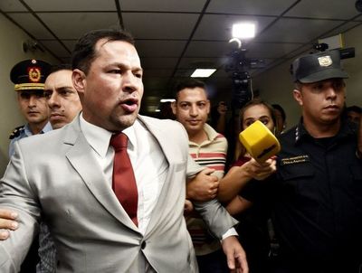 Ulises Quintana pide permiso para asistir al sepelio de su padre