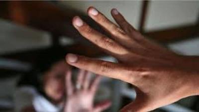 Detienen a hombre que presuntamente abusó de su hija