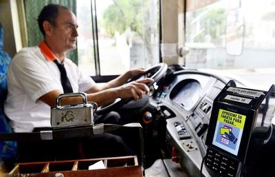 Billetaje Electrónico: Viceministro afirma que primeros meses son positivos y dijo que choferes boicoteaban validadores