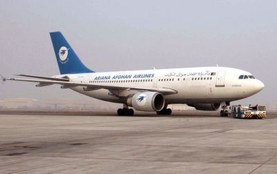 Talibanes reivindican derribo de avión en Afganistán