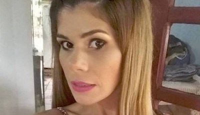 Rico Comidita pone a la venta su sensual servicio