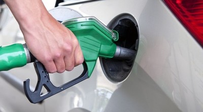Anuncian posible suba del precio del combustible