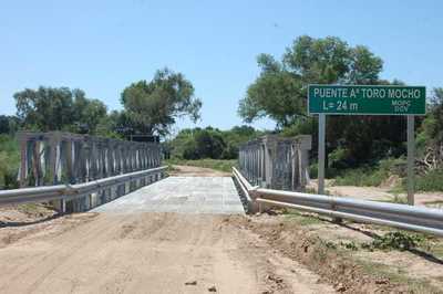Habilitan puente en el Chaco que reduciría distancia hasta la capital