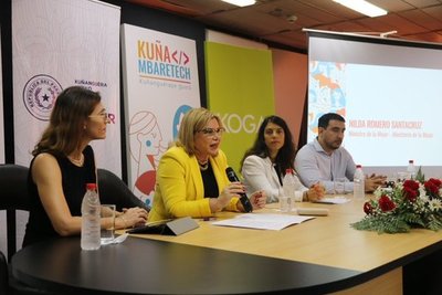Kuña Mbaretech para resolver desafíos de mujeres