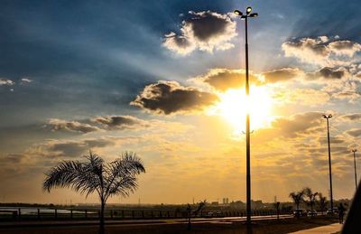 Anuncian para hoy viernes temperaturas altas y lluvias dispersas