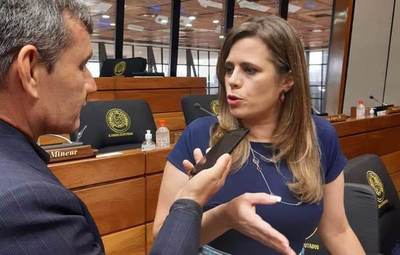 Kattya González: Ley de Financiamiento Político no solucionará problemas de fondo mientras siga la impunidad