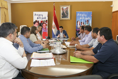 INDERT encara soluciones a favor de campesinos