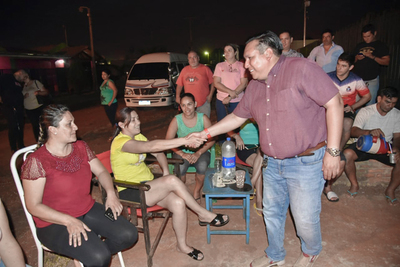Seguidores de Rolando Segovia aseguran que “se corta solo”