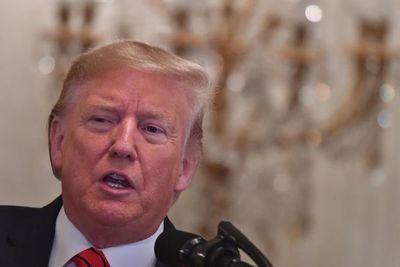 Trump urge a afganos a aprovechar “oportunidad de paz” del acuerdo con talibanes