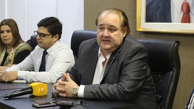 Gobernador donará su salario para apoyar lucha contra Coronavirus