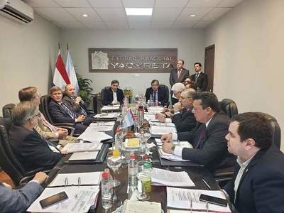 Consejeros de Yacyretá, donarán sus salarios al Ministerio de Salud