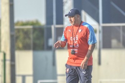 Ya lo dijo Raúl Zapag:“Chiqui” no se mueve