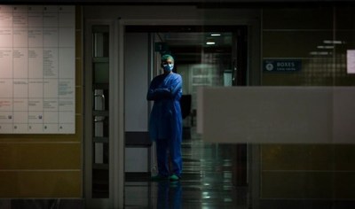 España reporta 769 muertos por coronavirus en un día y ya suma 4.858
