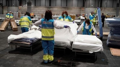 España reportó 838 nuevas muertes por coronavirus, su peor balance diario. Ya son 6.528 las víctimas fatales
