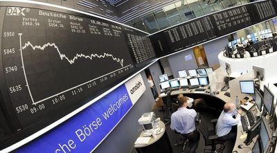 Las bolsas europeas y el petróleo inician la semana con pérdidas
