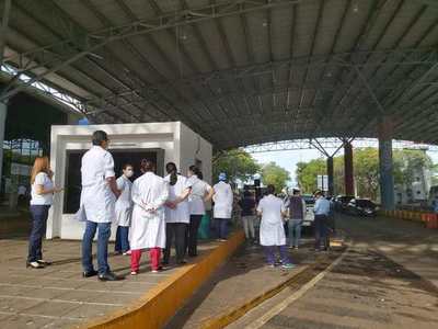 Piden que compatriotas que ingresan sean enviados a sus respectivos departamentos y advierten de posible brote del Covid-19 en CDE