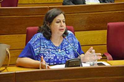 Senadora propone que quienes tengan un patrimonio de 30.000 salarios donen el 1%