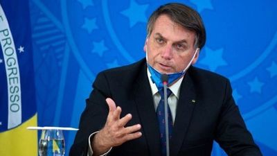 Brasil: Piden renuncia de Bolsonaro por gestión "irresponsable" ante pandemia del COVID-19