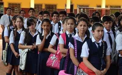 Retorno a clases tras el 12 de abril generaría contagio masivo, advierten