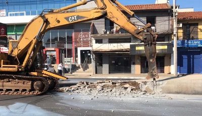 Con demolición de las paradas del Metrobús, buscan reactivar el comercio de la zona