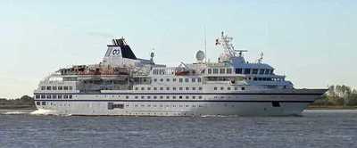 Barco de la Marina venezolana embiste a crucero alemán y se hunde