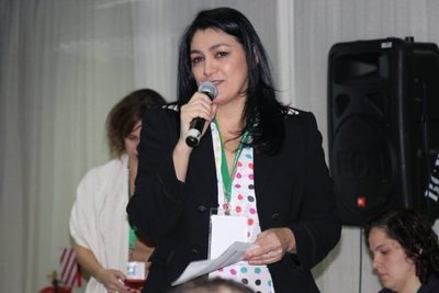 Ovelar: “Solo el que vive en una nube de pedo puede creer que Petta va a transformar la educación”