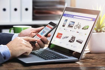 Compras del exterior por Internet caen a nivel más bajo, arrastradas por el Covid-19
