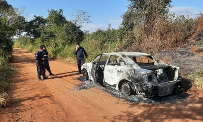Desconocidos incendian vehículo hurtado – Diario TNPRESS