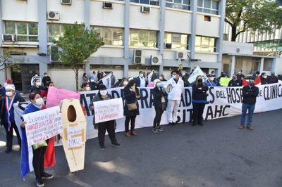 Salud y Clínicas dieron "un gran paso" para llegar a acuerdo tras manifestación