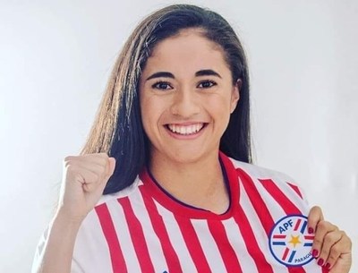 Histórico; joven misionera es trasferida a un equipo español