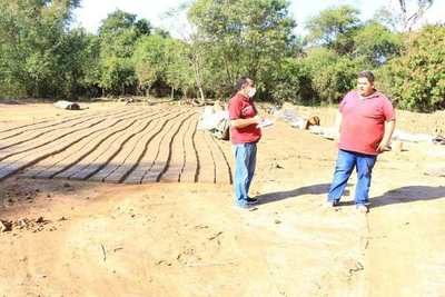 Proyecto de fortalecimiento y formalización de oleros genera expectativa en Cnel. Bogado