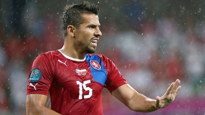 Milan Baros anuncia su retiro