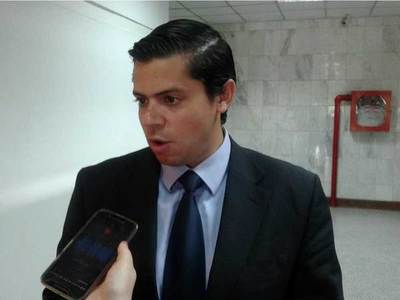Defensa cuestiona el fallo de la Corte que deja a Miguel Cuevas por seis meses más en prisión