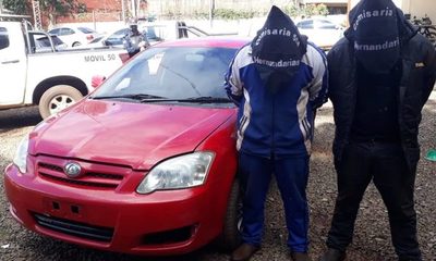 Dos jóvenes aprehendidos tras atropellar cerco policial – Diario TNPRESS